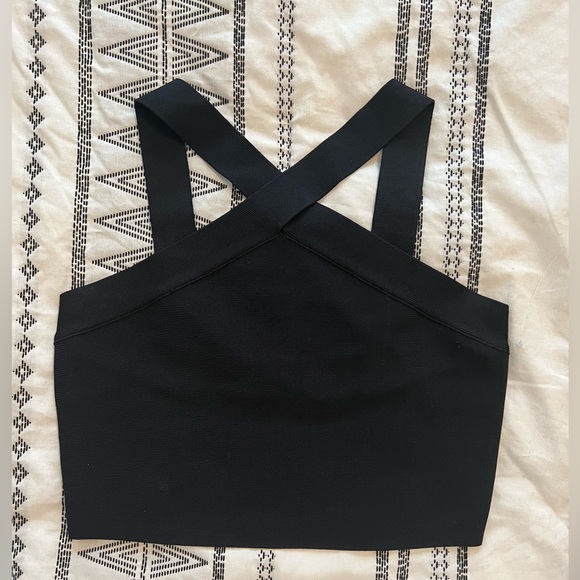 Crop top - Picture 1 of 3